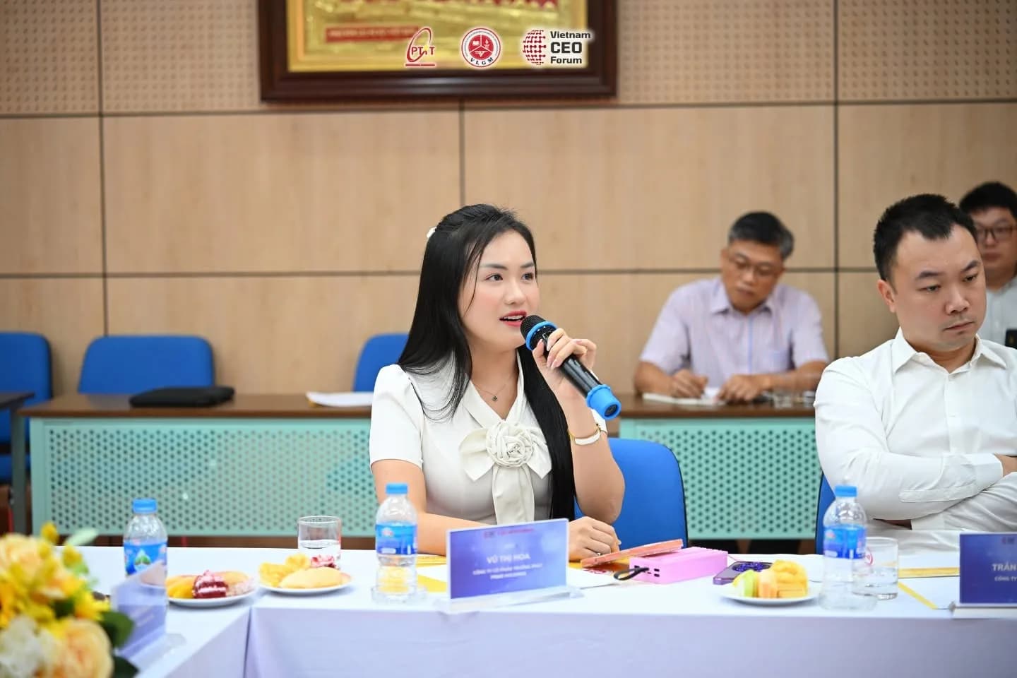 LẰN RANH ĐỎ: Linh hoạt nhưng không tùy tiện